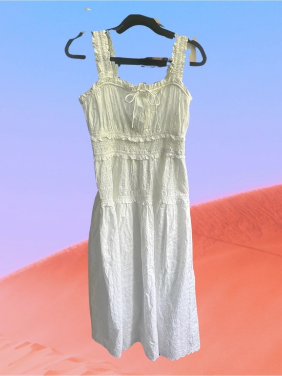 Gap x DOEN Dresses & Skirts - NWT Gap x DÔEN Eyelet Midi Dress